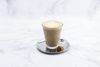 Flat White (Sert Cappuccino) görseli