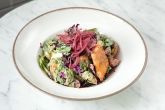 Hardal Soslu Somon Salata görseli