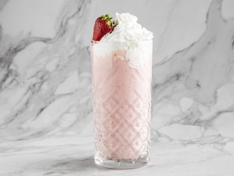 Muzlu Çilekli Milkshake görseli