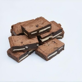 Beyaz Parça Çikolatalı Brownie (8-10 Kişilik) görseli