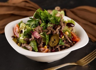 Steak Salata görseli