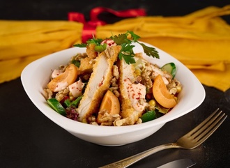 Crispy Chicken Salad görseli