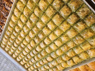 Fıstıklı Antep Özel Baklava (1 Kg.) görseli