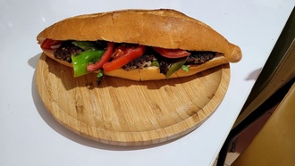 Köfte Ekmek & Ayran Menü görseli