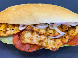 Ekmek Arası Izgara Tavuk Bonfile görseli