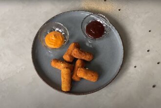 Mozzarella Çubukları (Mozzarella Sticks) görseli