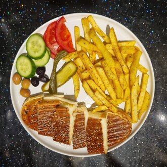 3 Peynirli Tost görseli