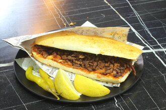 Somun Ekmek Arası Et Tantuni görseli