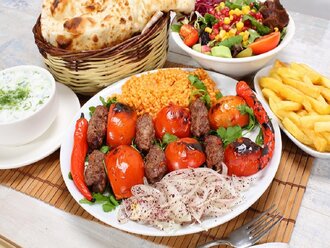 Domatesli Kebap görseli