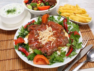 Yoğurtlu Kebap (Kıymadan) görseli