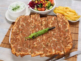 Kıymalı Pide (Açık) görseli