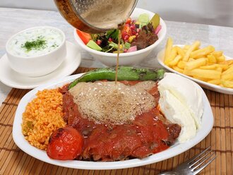 İskender (Et Dönerden) görseli