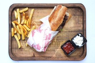 Yarım Ekmek Arası Et Döner & Kutu İçecek Menü görseli