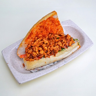Yarım Ekmek Arası Tavuk Tantuni görseli