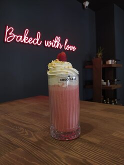 Çilekli Milkshake görseli