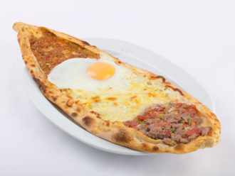 Yumurtalı Karışık Pide görseli