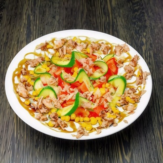 Ton Balıklı Mevsim Salata görseli