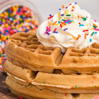 Happy Birthday Waffle görseli