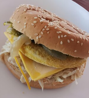 Tavuk Cheeseburger görseli
