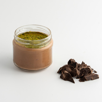 Pistachio & Chocolate Mousse görseli