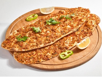 Lahmacun görseli