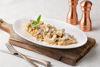 Fettucine Alfredo görseli