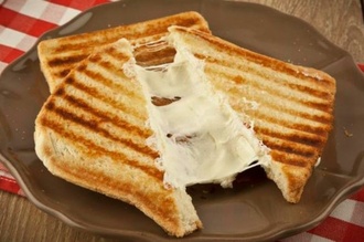 Kaşarlı Tost görseli