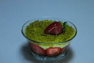 Fıstıklı Çilekli Mag görseli