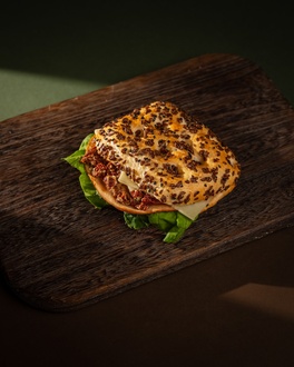 Bol Hindi Fümeli Sandwich görseli