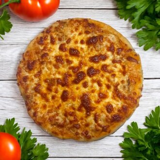 Ton Balıklı Pizza görseli