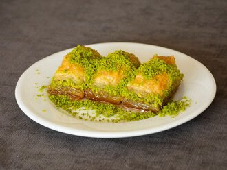 Fıstıklı Baklava (500 Gr.) görseli