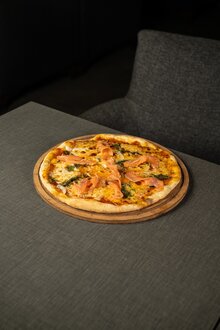Salmone Pizza görseli