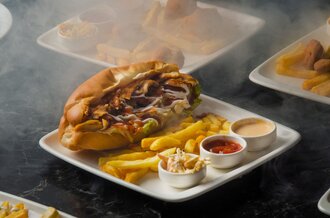 Ekmek Arası Tavuk Döner görseli