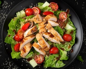 Tavuklu Salata görseli