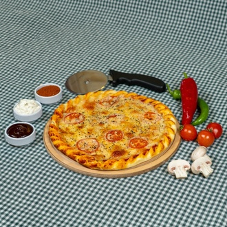 Margherita Pizza (Orta) görseli