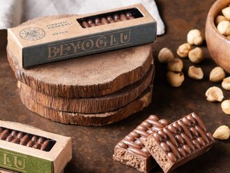 Fındık Krokanlı Beyoğlu Çikolatası görseli