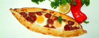 Sucuk Kaşar Yumurtalı Pide görseli