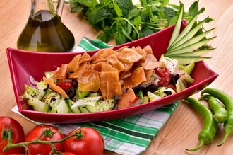 Fettuş Salata görseli