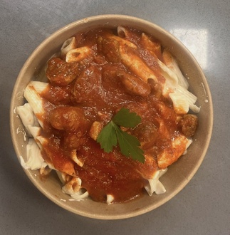 Meksika Soslu Acılı Tavuk Makarna görseli