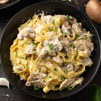 Fettuccine Alfredo görseli