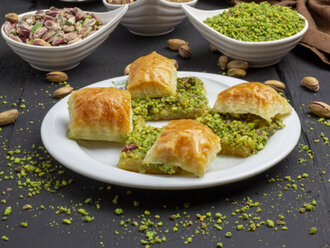 Fıstıklı Baklava (4 Dilim) görseli
