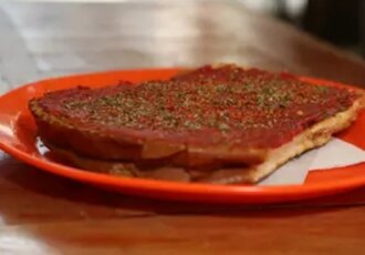 Sucuklu Tost görseli