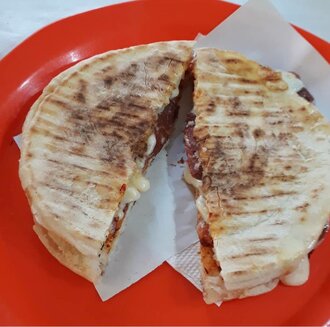 Karışık Bazlama Tost görseli