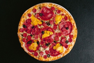 Şarküteri Pizza görseli