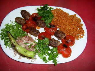 Domatesli Urfa Kebap görseli