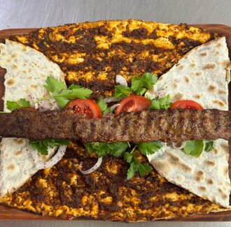 Lahmacun Arası Adana Dürüm görseli