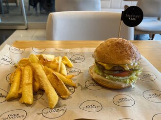 Glutensiz Cheese Burger görseli