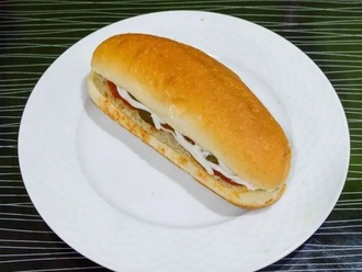 Romesco Kumru Sandviç görseli