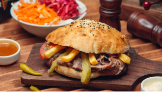 Pide Ekmek Arası Et Döner (50 Gr.) görseli