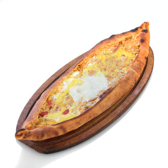 Tavuklu Kaşarlı Yumurtalı Pide görseli